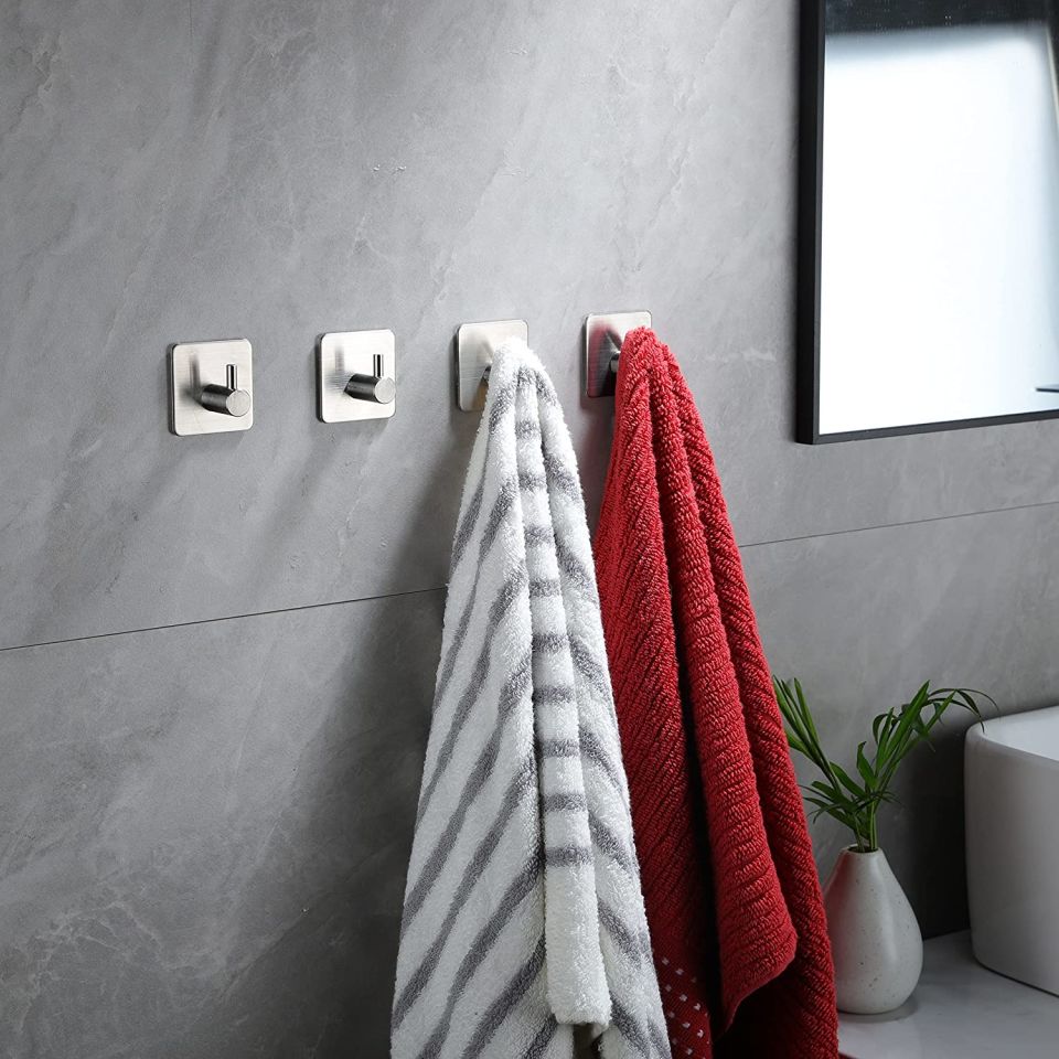 DELTAHOME HAVLULUK - TUVALET KAĞITLIĞI VE 4 AD. ASKILIK SET INOX